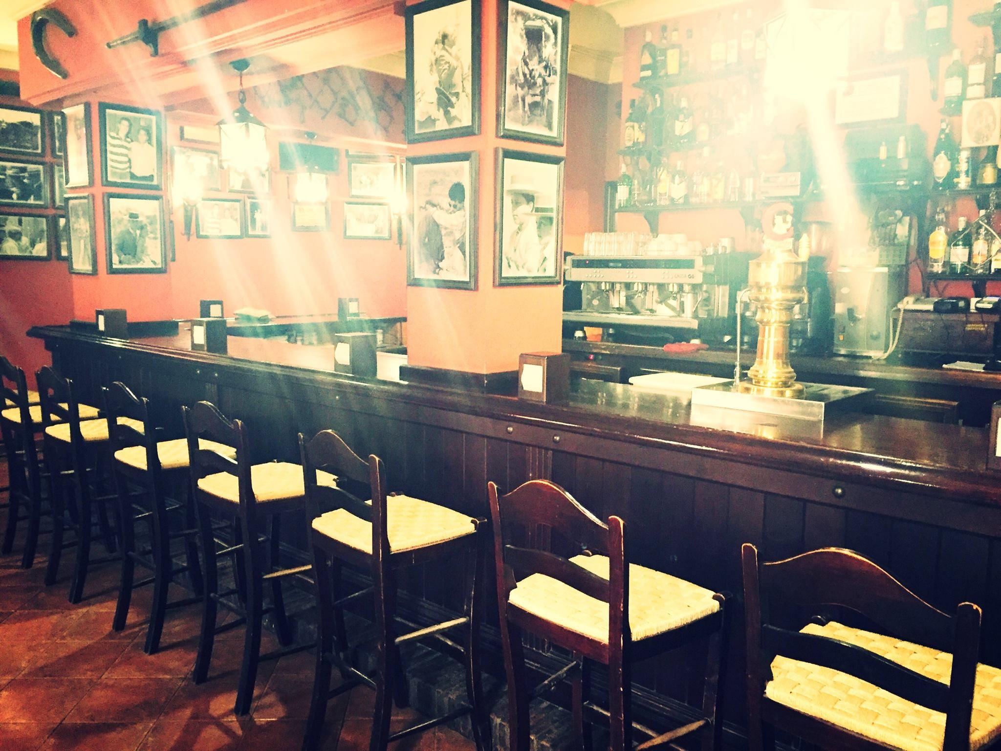 Hostal Pechi Huévar Εξωτερικό φωτογραφία
