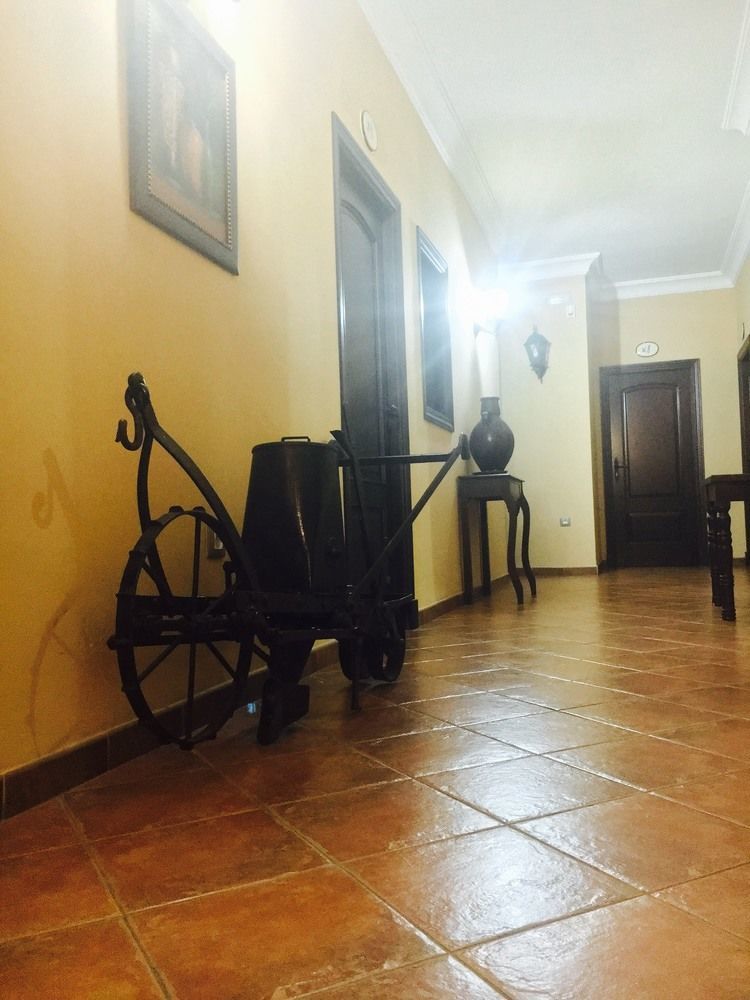 Hostal Pechi Huévar Εξωτερικό φωτογραφία